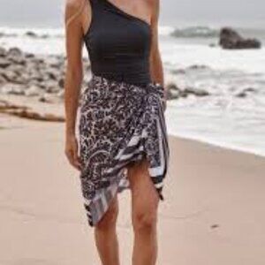 Summersalt The Silky Luxe Pareo Floral Wave in Sea Urchin